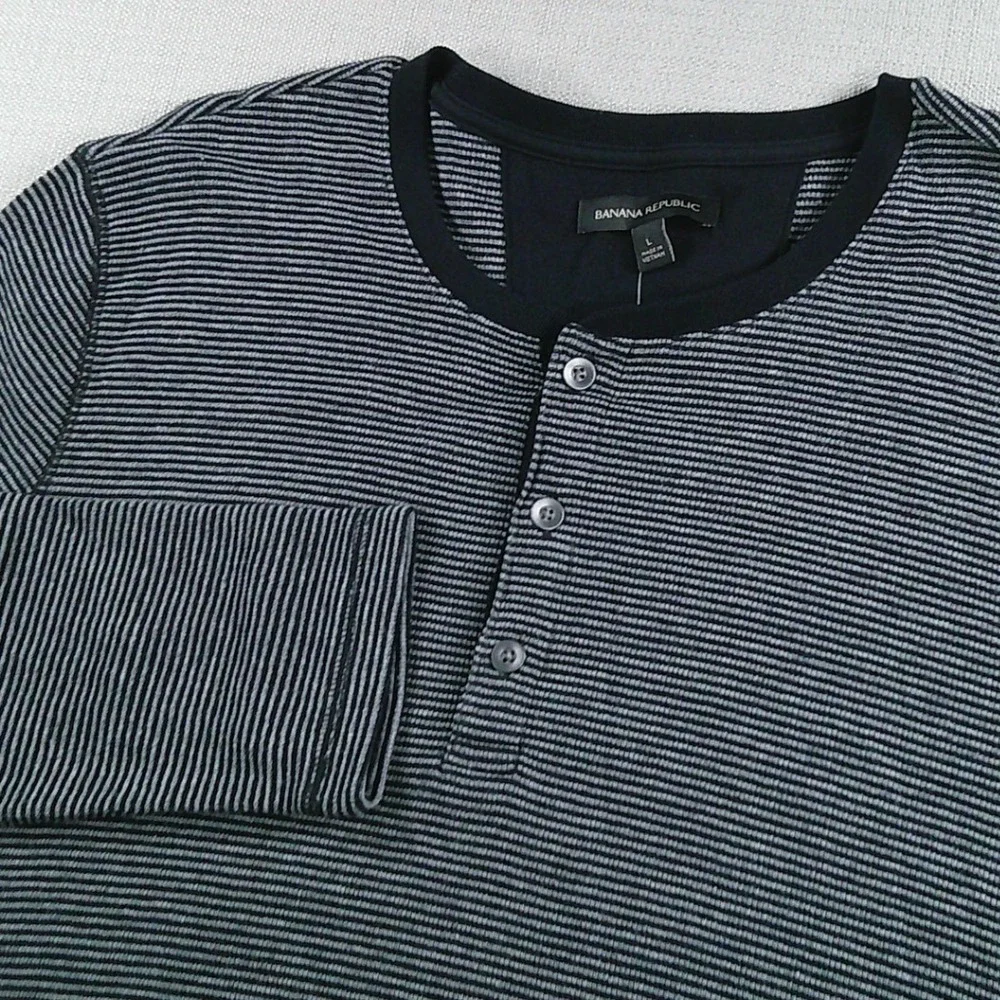 Banana Republic Henley Shirt Men's L Black Gray Striped Long Sleeve Cotton NEW